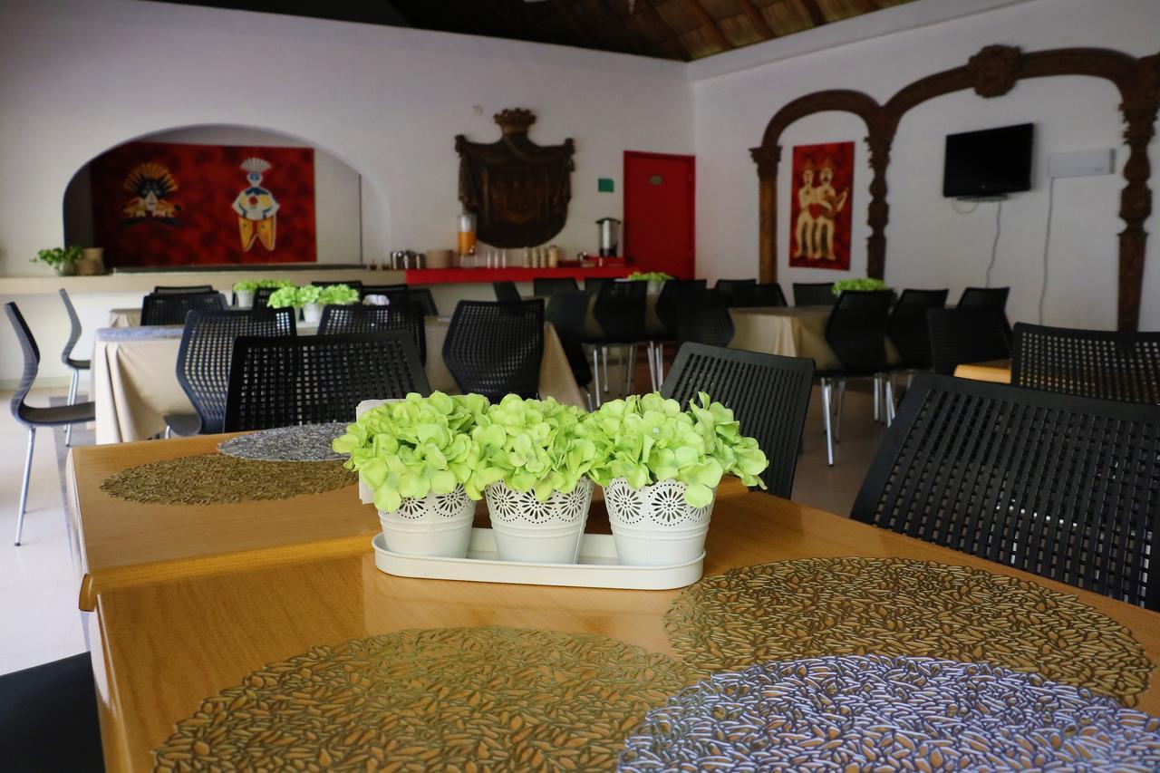 Zar Manzanillo Hotel Luaran gambar